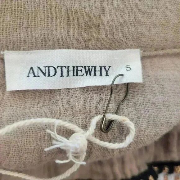 AndTheWhy Women's Light Brown Crinkled Cotton Long Sleeve V-Neck Top NEW - Picture 12 of 16